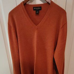 Brooks Brothers Stretch Merino V-Neck . Size XL.  NWOT